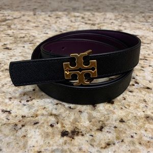 Tory Burch xxl reversible black/burgundy.
